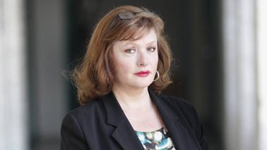 Mme Constantin interpretée par Catherine Jacob